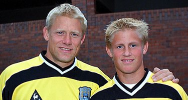 Football Legends: The Goalkeepers
