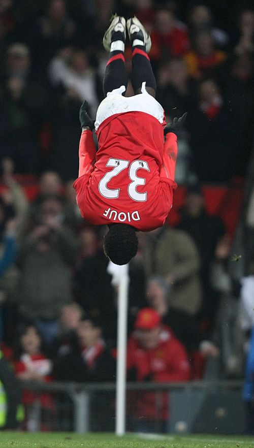 Diouf scores his first United goal in the 91st minute