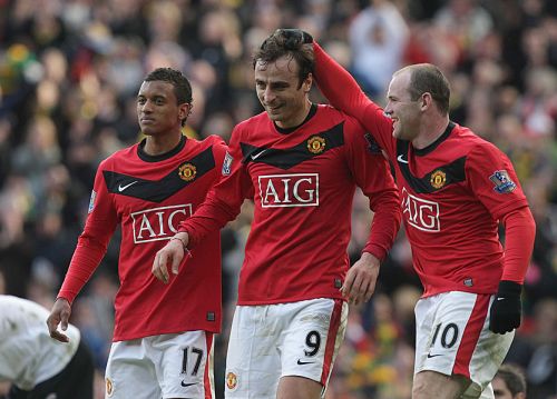 rooney-berbatov-nani Why Berbatov and Torres need Manchester United and Liverpool fans to be more patient