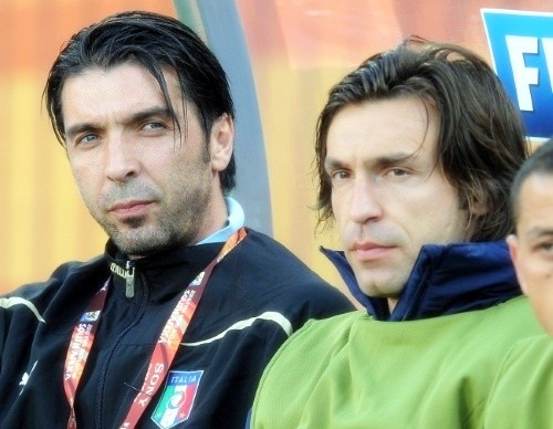 Gigi Buffon and Andrea Pirlo on the bench