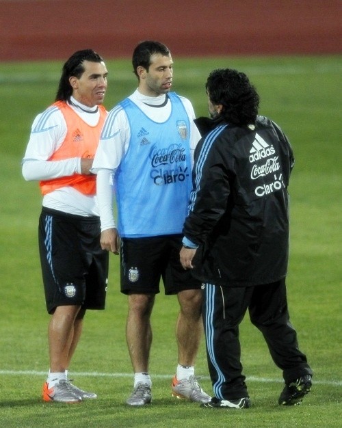 Diego Maradona with Carlos Tevez and Javier Mascherano