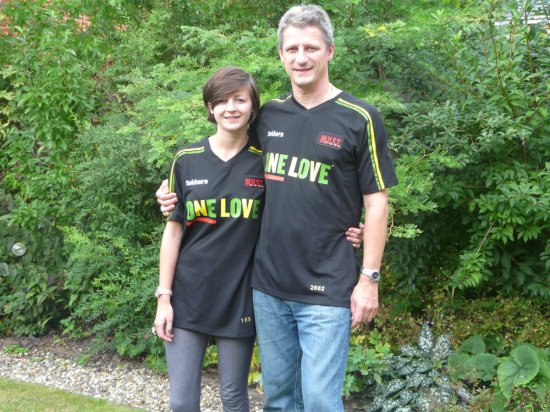 manchester_united_one_love_shirts