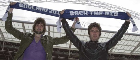 NoelSerge Leaderless Liverpool Have Noel Gallagher To Thank For 'Unfortunate' Cup Draw