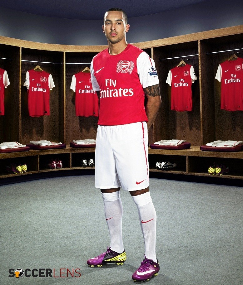 arsenal-1112-home-walcott-1 Nike Superfly III - A Closer Look and Review