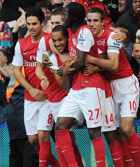 Arsenal vs Chelsea Arsenal speeds into fifth gear
