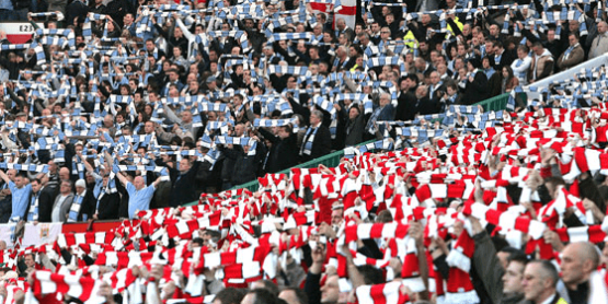 Manchester City and Manchester United fans