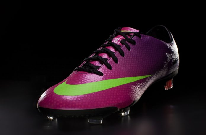 nike-mercurial-vapor-ix-fireberry-4 Nike Superfly III - A Closer Look and Review