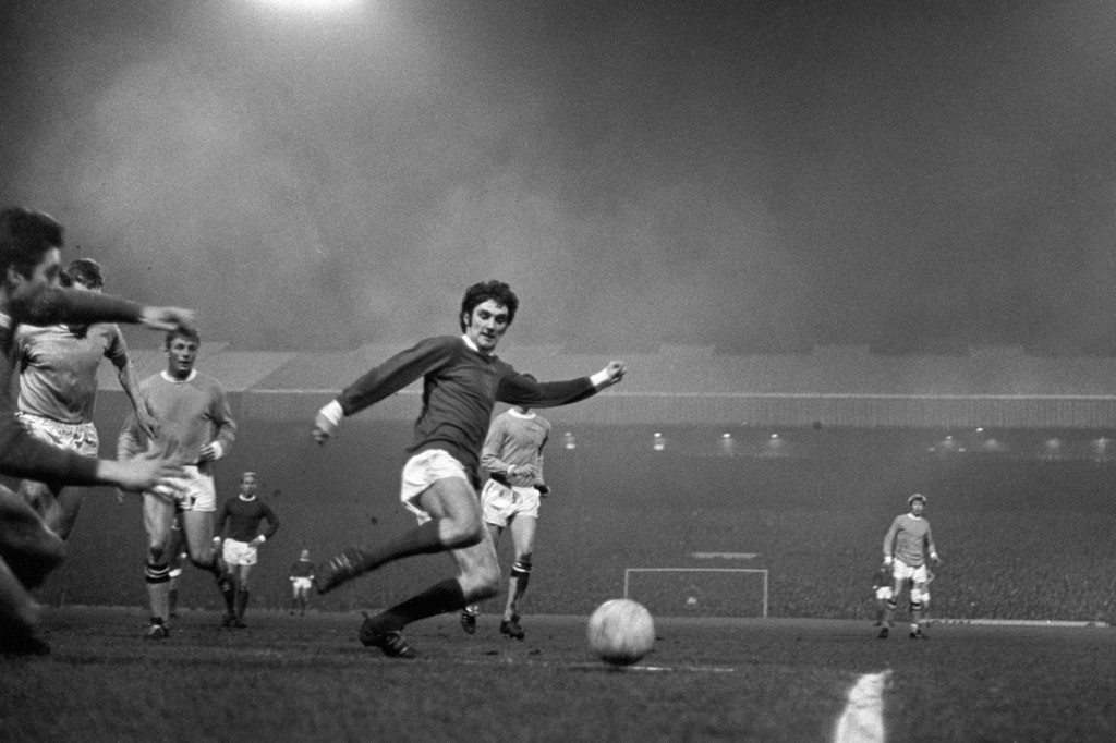 Soccer - League Division One - Manchester United v Manchester City - Old Trafford