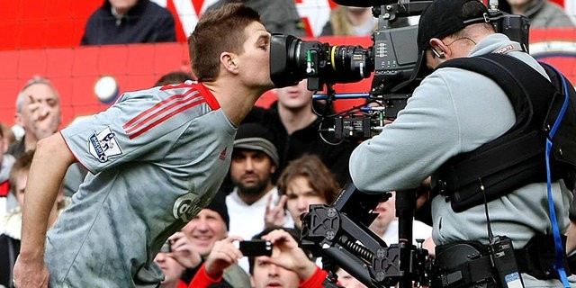 Liverpool Manchester United derby rivalry