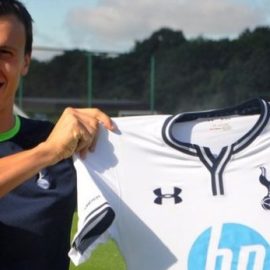 Vlad Chiriches.