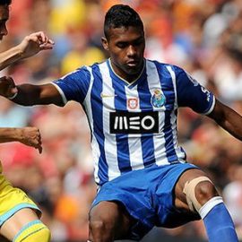 Alex-Sandro-MAIN-2860615