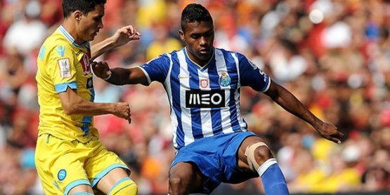 Alex-Sandro-MAIN-2860615