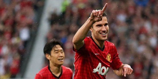 Manchester-United-v-Fulham-Robin-van-Persie-p_2817196