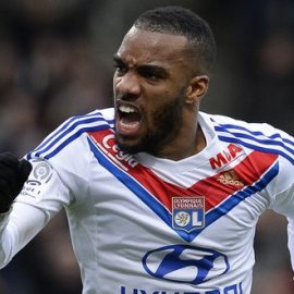 Lyon-v-Evian-Alexandre-Lacazette-celeb_3073031