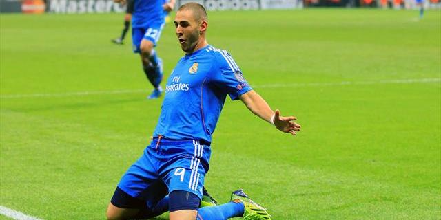 Benzema-clasico1