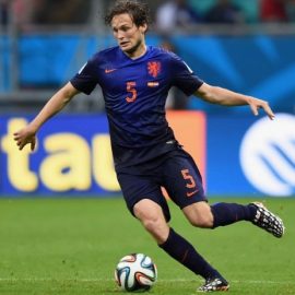 Spain-v-Netherlands-Group-B-2014-FIFA-World-Cup-Brazil