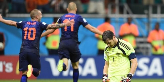 spain-holland-casillas_3157579