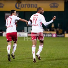 Thierry Henry, Tim Cahill