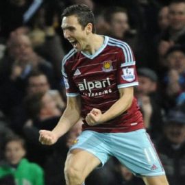 305139-stewart-downing-west-ham700