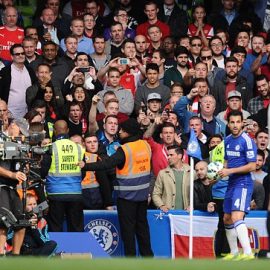 1412520447537_lc_galleryImage_Cesc_Fabregas_of_Chelsea_