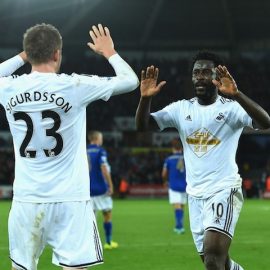 gylfi-sigurdsson-wilfried-bony-swansea-city