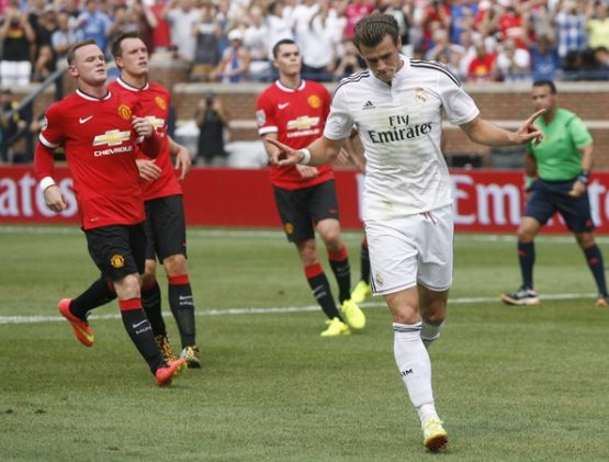 Manchester United transfer news