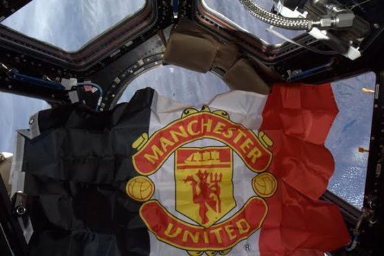 Man-United-fans-fly-the-flag-on-the-International-Space-Station