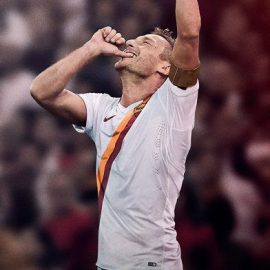Totti-As-Roma-Wallpaper-Windows-Downloads