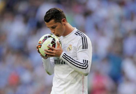 Cristiano Ronaldo Has 4 Golden Shoes