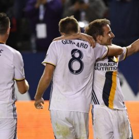 Mike Magee, Steven Gerrard, Robbie Keane