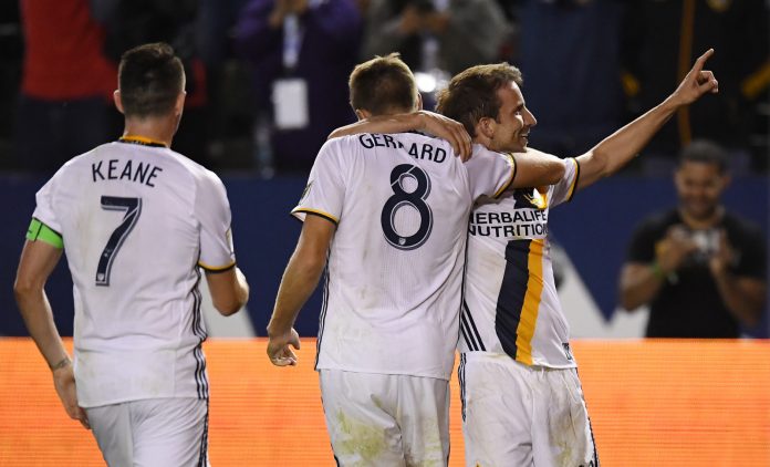 Mike Magee, Steven Gerrard, Robbie Keane