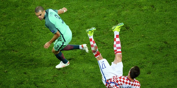 Pepe+Croatia+v+Portugal+Round+16+UEFA+Euro+YtUmsNYFG13l