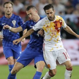 Ivan Perisic, Cesc Fabregas