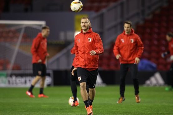 klavananfield