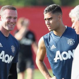 wayne-rooney-jose-mourinho-manchester-united