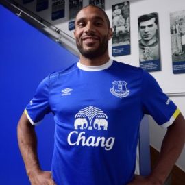 ashley-williams-everton-swansea