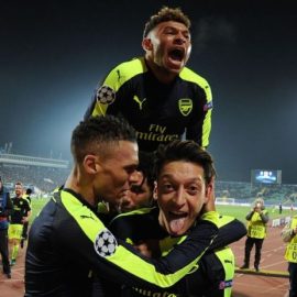 mesut-ozil
