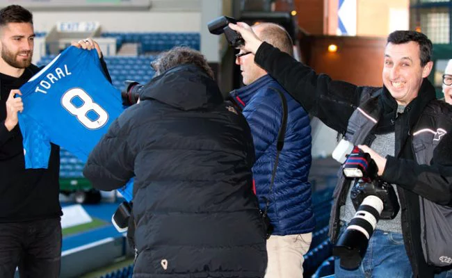 120117_jon_toral_signs_15-650x400