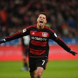 javier-hernandez-celebrates-after-scoring