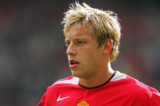 Alan-Smith-anfield-ambulance-liverpool-manchester-united-434051