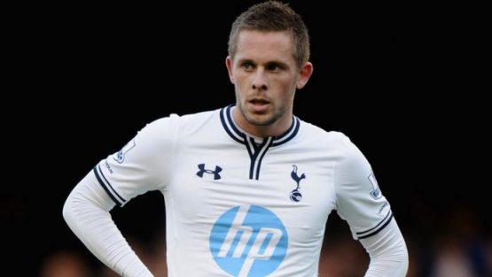 Gylfi-Sigurdsson-Tottenham-Premier-League_3033671