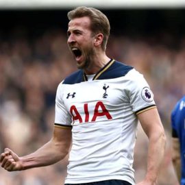 harry kane celebrates ecstatically versus everton