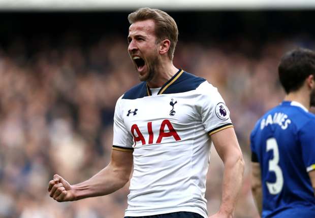harry kane celebrates ecstatically versus everton