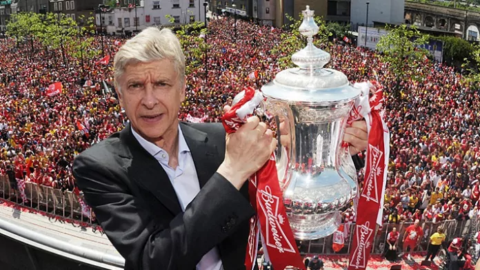 Wenger Lifts FA Cup For Arsenal - Photo credit to www.arsenal.com