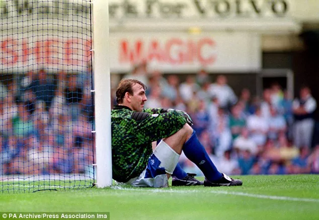 On This Day in Football: ‘Numbered’ shirts make debut, Southall meditates