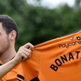 leo-bonatini-signs-2