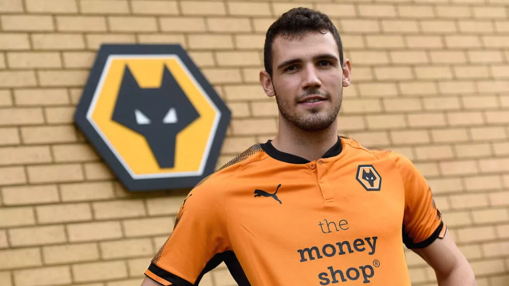 Wolves agree deal to sign Brazilian striker Leo Bonatini
