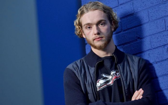 Tom Davies