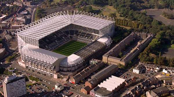 st-james-park-in-2003