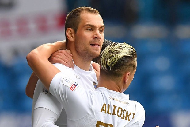 Pierre-Michel-Lasogga-Leeds-647518